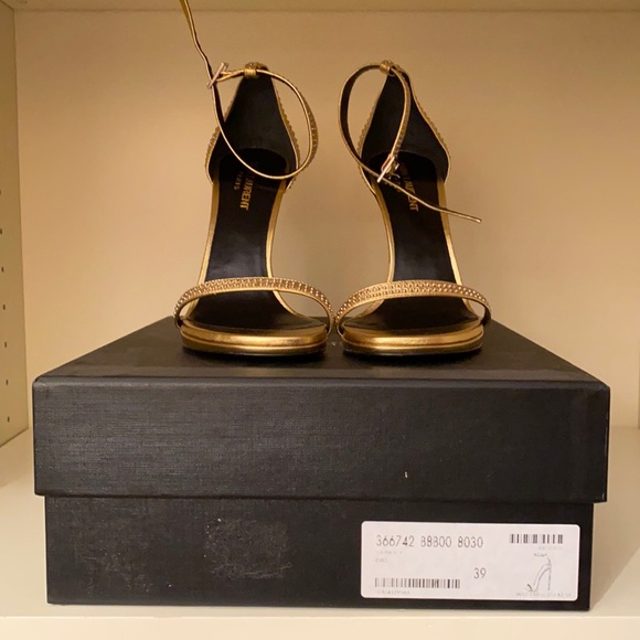 Gold Saint Laurent strap heels - Picture 1 of 2